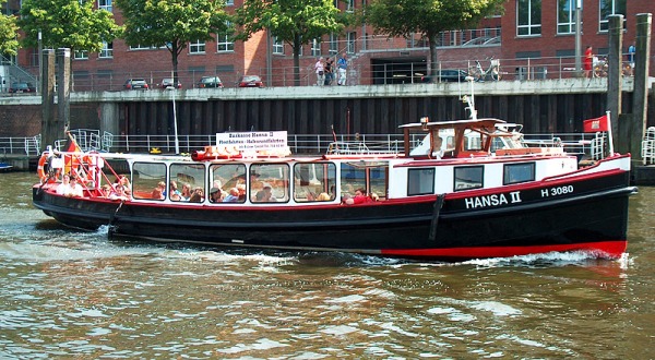 Private Harbour tours, canal and illuminated tours